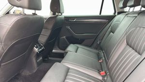 Skoda Superb bild 17