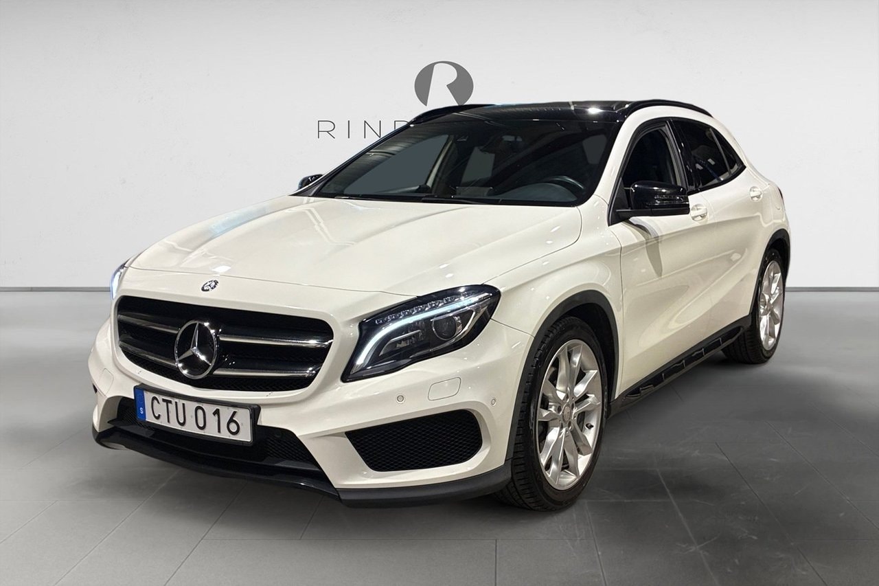 Mercedes GLA220