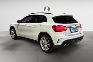 Mercedes GLA220 bild 5