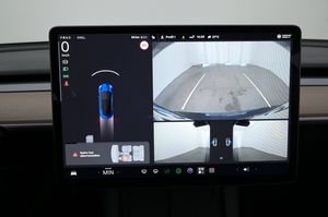 Tesla Model 3 bild 18