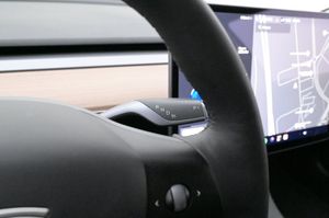 Tesla Model 3 bild 8