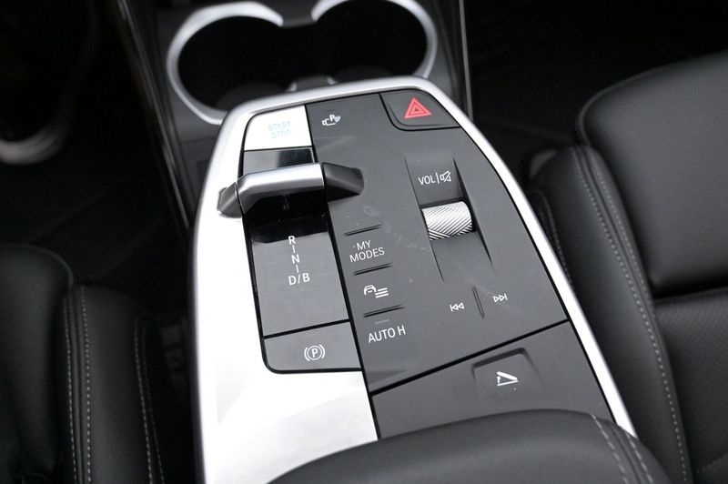 BMW iX1 bild 17