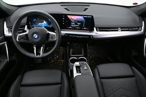 BMW iX1 bild 6