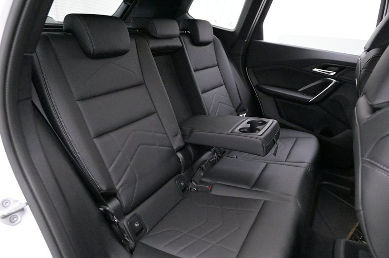 BMW iX1 bild 20