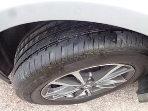 Toyota Avensis bild 9