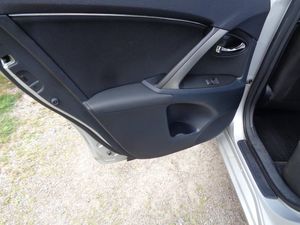 Toyota Avensis bild 36