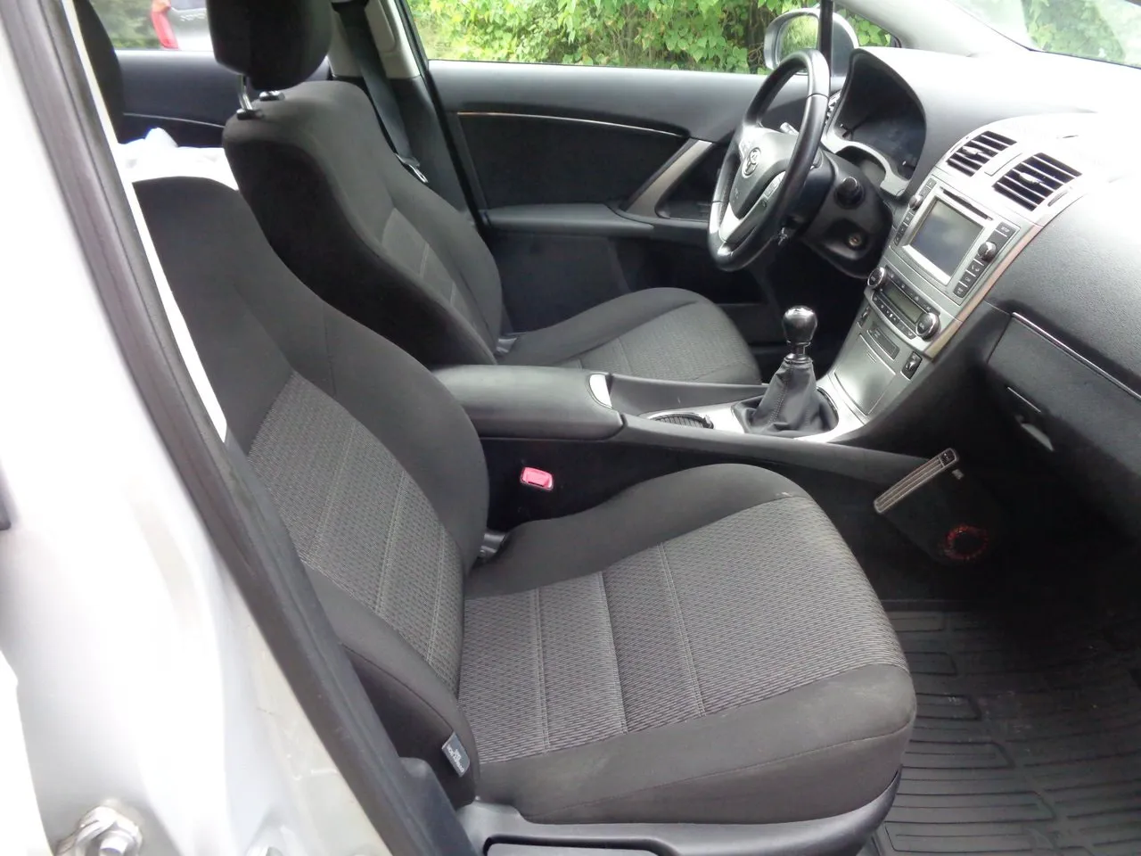 Vehicle image 25