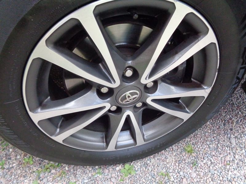 Toyota Avensis bild 10