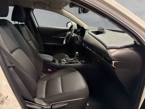 Mazda CX-30 bild 13
