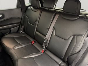 Jeep Compass bild 24