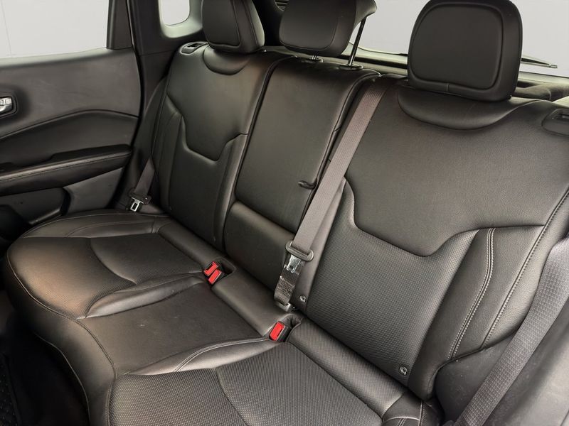 Jeep Compass bild 24
