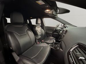 Jeep Compass bild 23