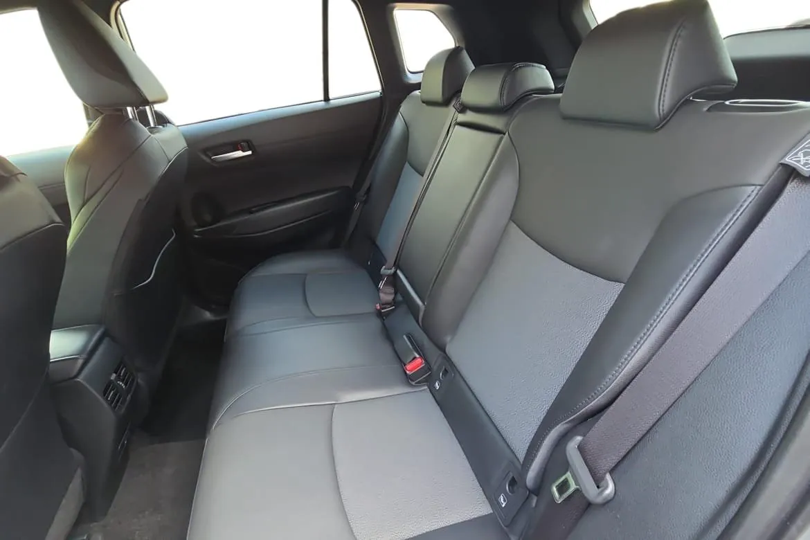 Vehicle image 17