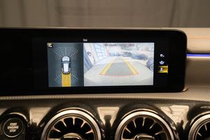 Mercedes CLA180 bild 11