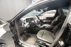 Mercedes CLA180 bild 14