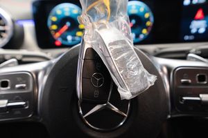 Mercedes CLA180 bild 19