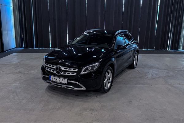 Mercedes GLA200 d | Kamera | Navigation | - 2018