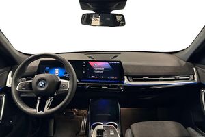 BMW X1 bild 8