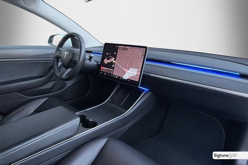 Tesla Model 3 bild 15