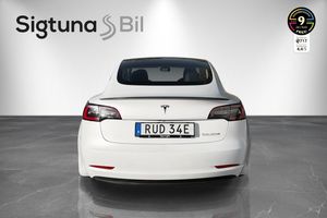 Tesla Model 3 bild 4