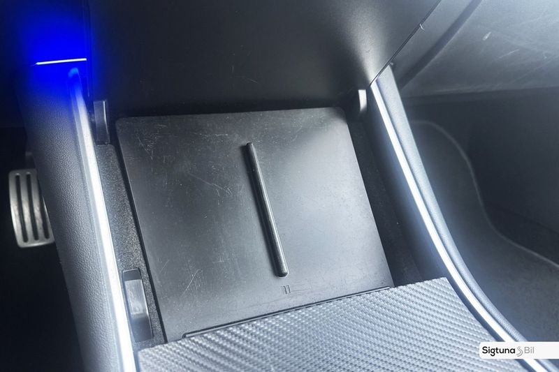 Tesla Model 3 bild 22