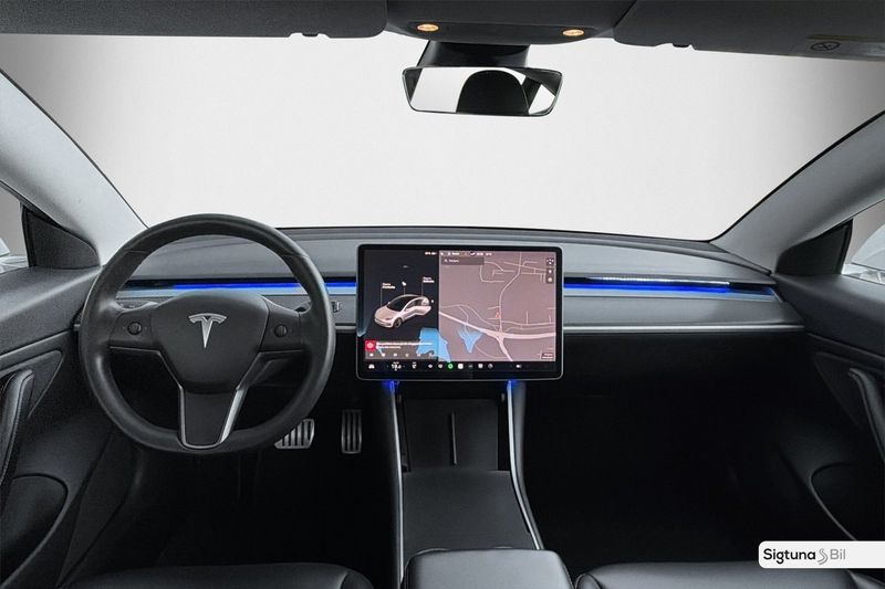 Tesla Model 3 bild 13