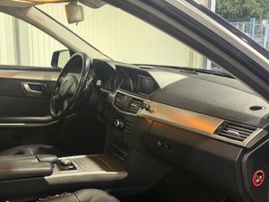 Mercedes E220 bild 12