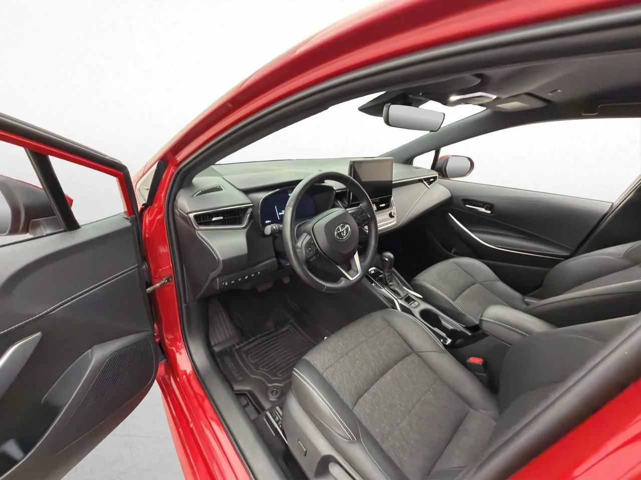 Vehicle image 10