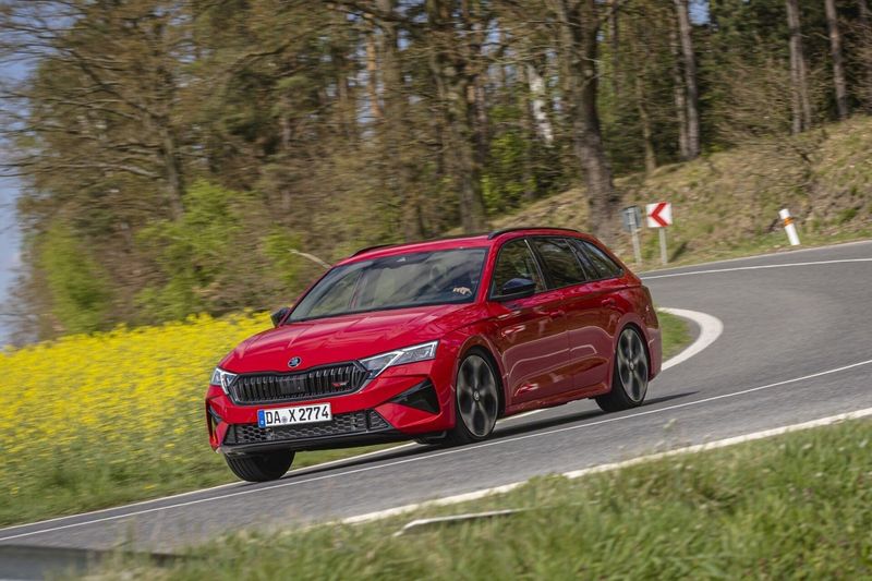 Skoda Octavia bild 2