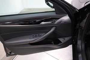 BMW 520 bild 14