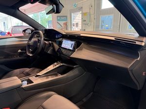 Peugeot 408 bild 9