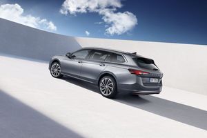 Skoda Superb bild 2