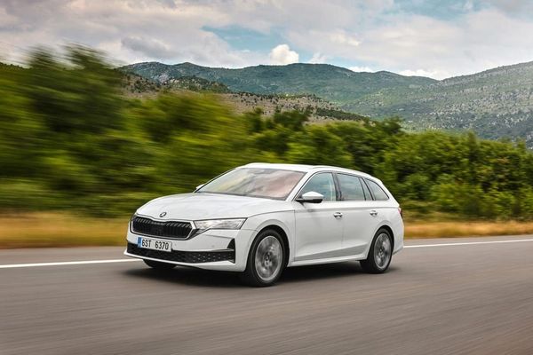 Skoda Octavia 1,5TSI M-HEV AUT DRAG/VÄRMARE KAMPANJPRIS - 2026