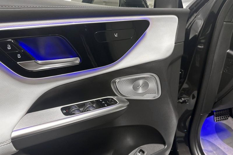 Mercedes GLC300 bild 17