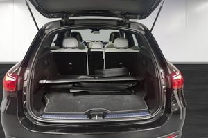 Mercedes GLC300 bild 13