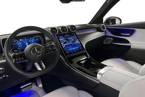 Mercedes GLC300 bild 9