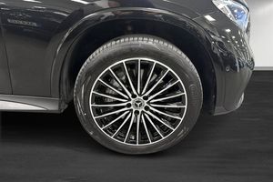 Mercedes GLC300 bild 12