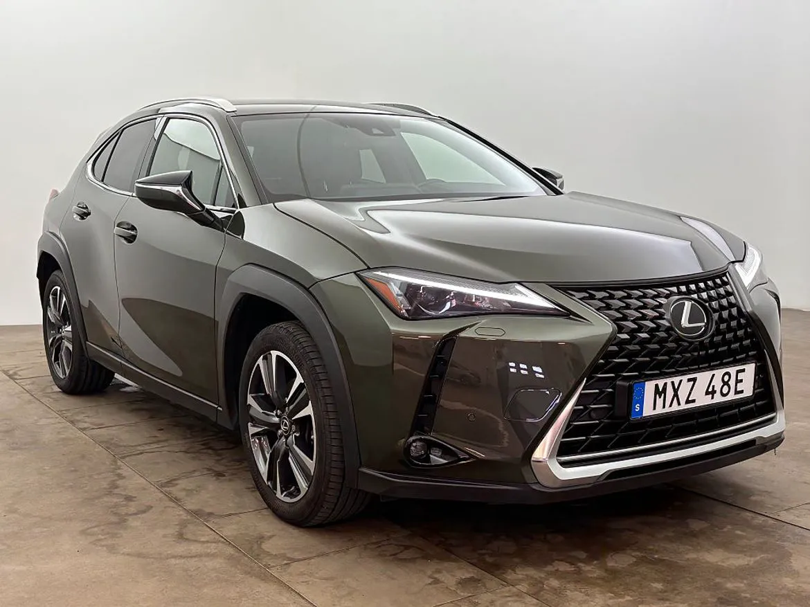 Vehicle image 7