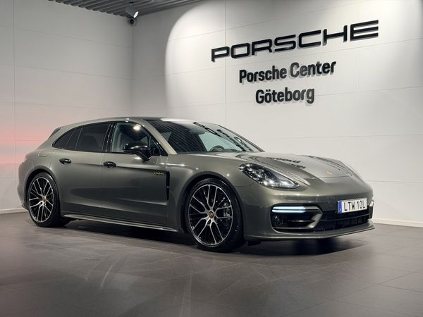 Porsche Panamera 4 E-Hybrid Sport Turismo Platinum Edition Leasbar/VAT - 2023