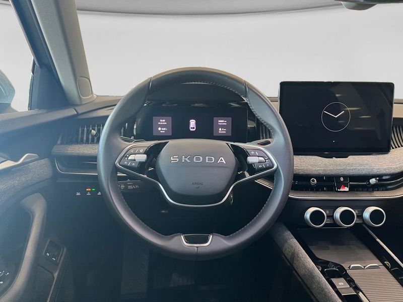 Skoda Superb bild 12