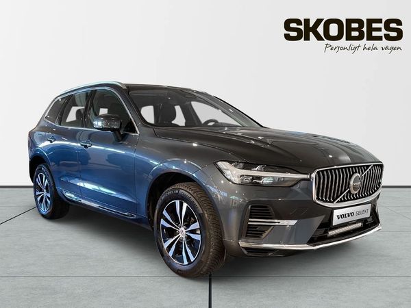 Volvo XC60 Recharge T6 II Core Edition - 2024
