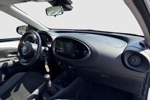 Toyota Aygo X bild 7