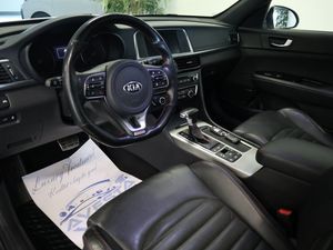 Kia Optima bild 6