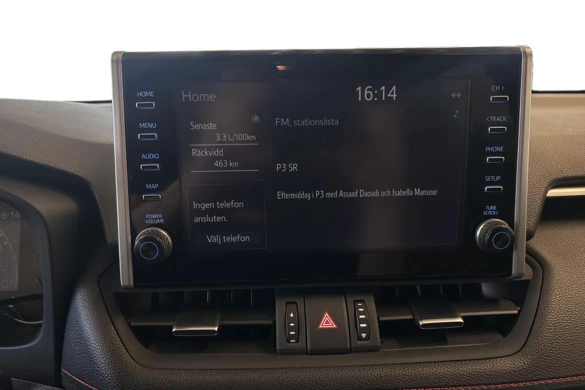 Vehicle image 14