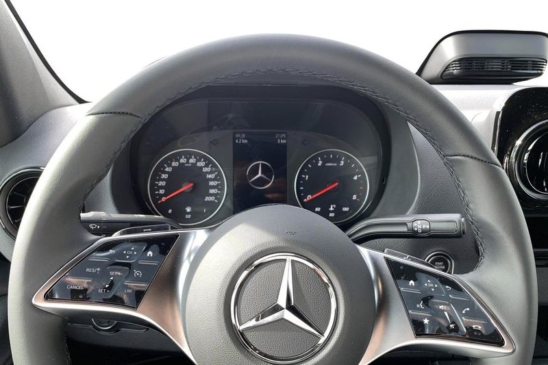 Mercedes Sprinter bild 6