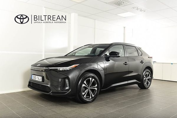Toyota bZ4X 71.4 kWh Style Edition MOMS Carplay 360-kamera - 2025