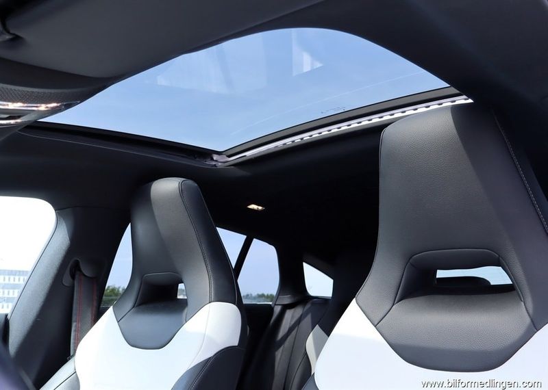 Mercedes CLA200 bild 8