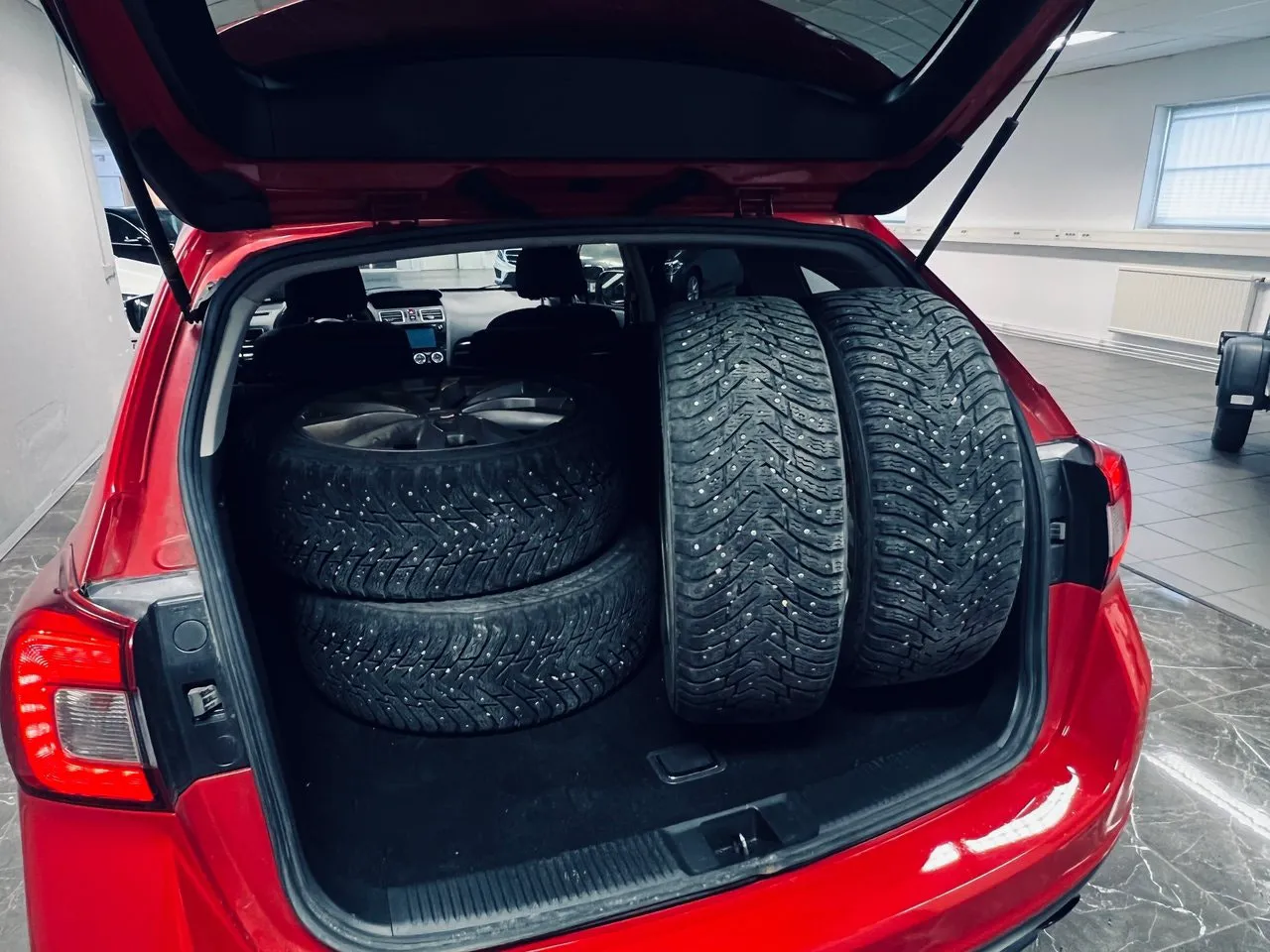 Vehicle image 22