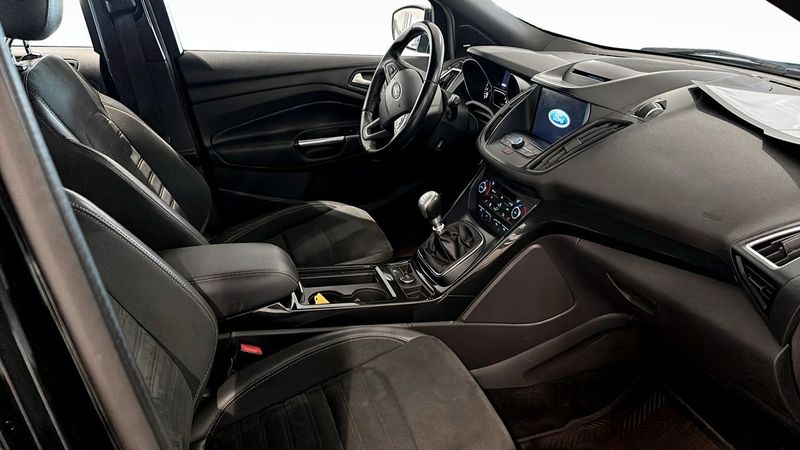 Ford Kuga bild 3