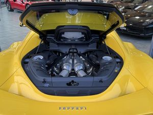 Ferrari 296 bild 8